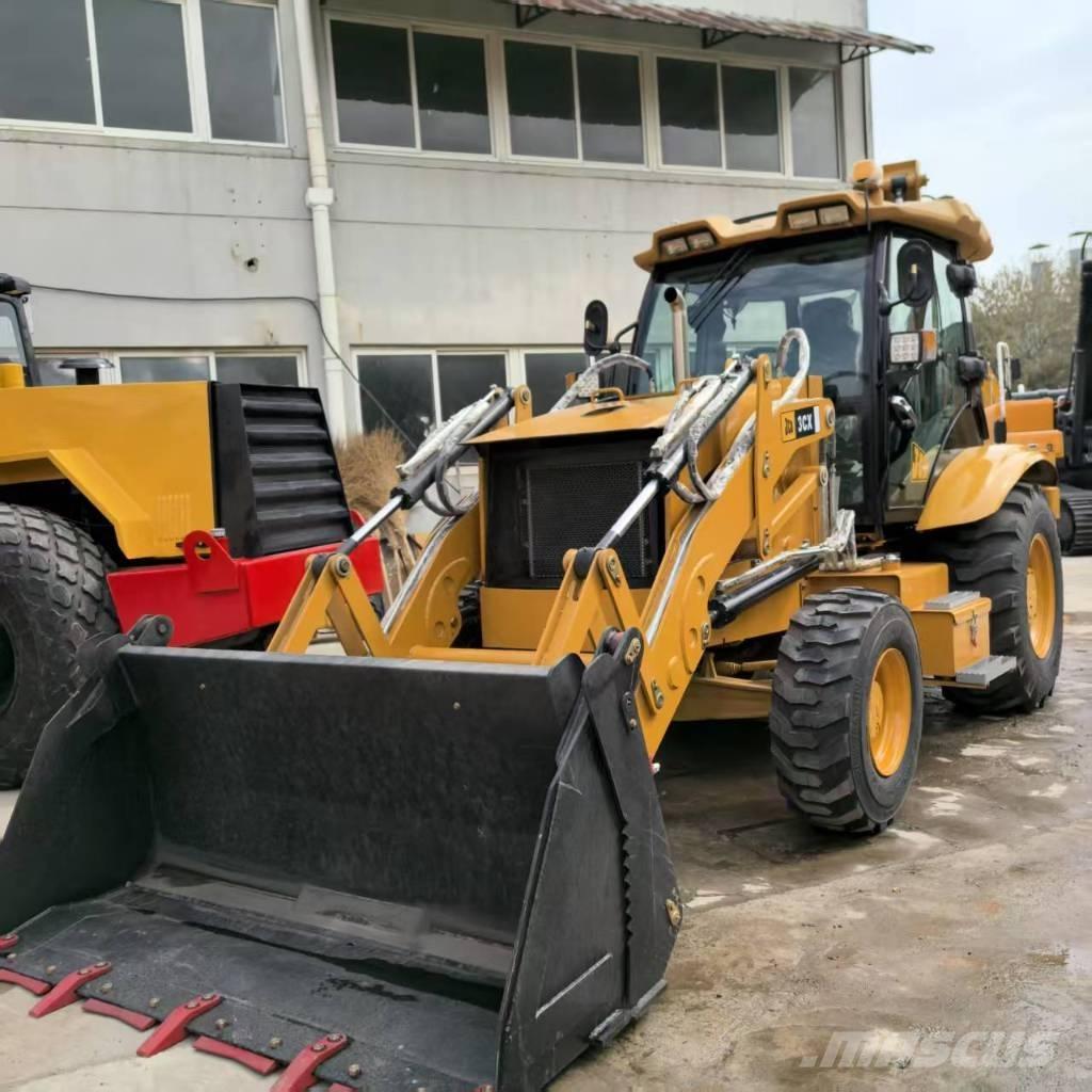 JCB 3 CX Ekskavatori-iekrāvēji