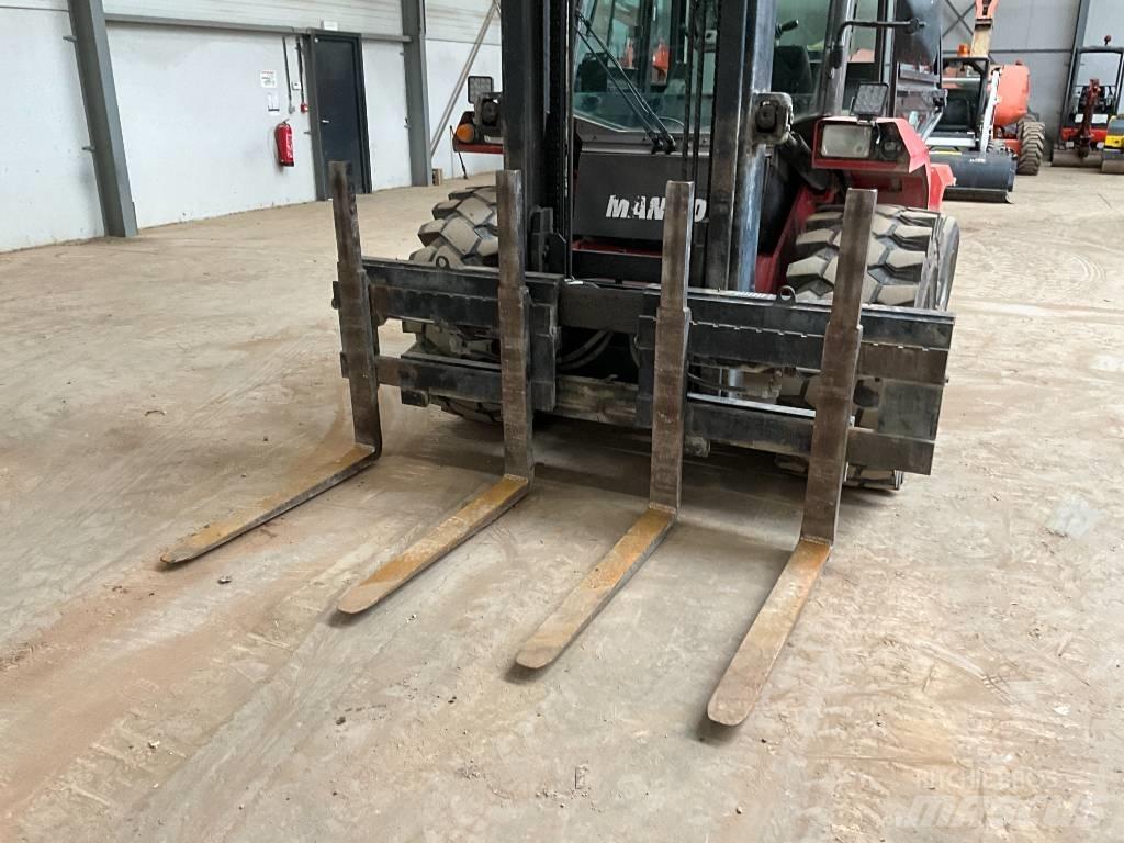 Manitou MC 40 Apvidus autokrāvējs