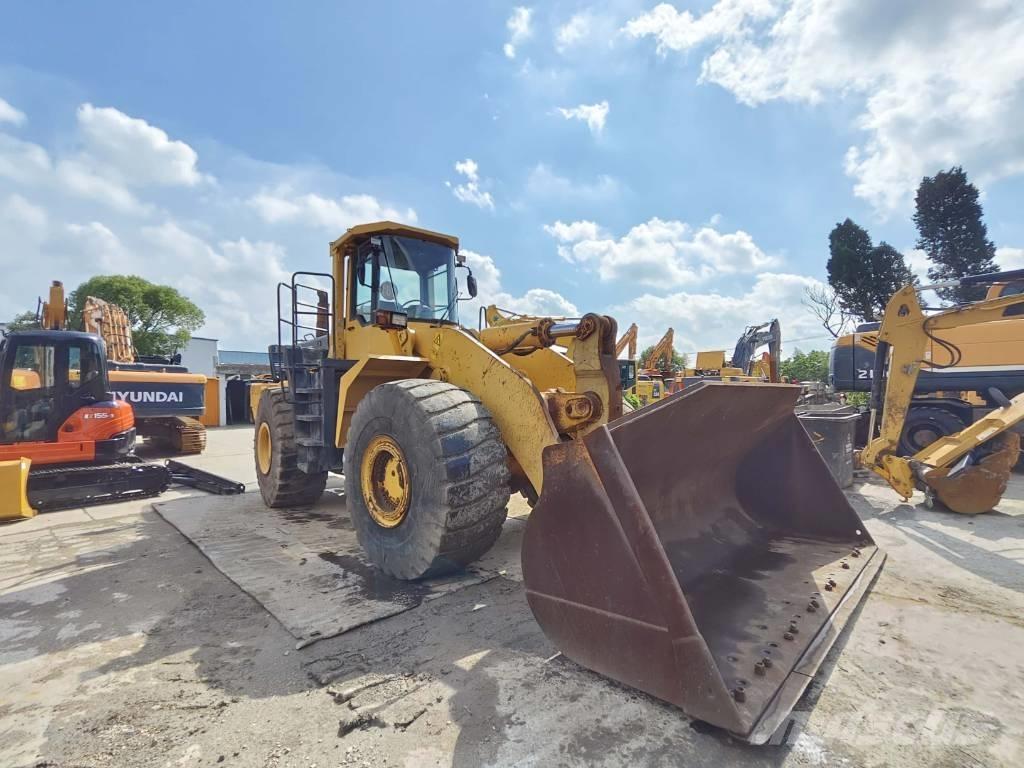 Komatsu WA 500 Iekrāvēji uz riteņiem