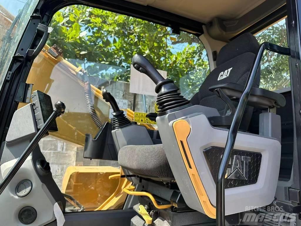 CAT 320 GC Kāpurķēžu ekskavatori