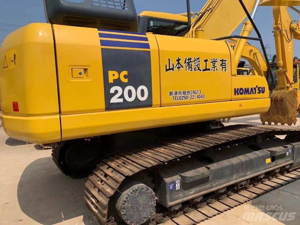 Komatsu pc200-7 Kāpurķēžu ekskavatori