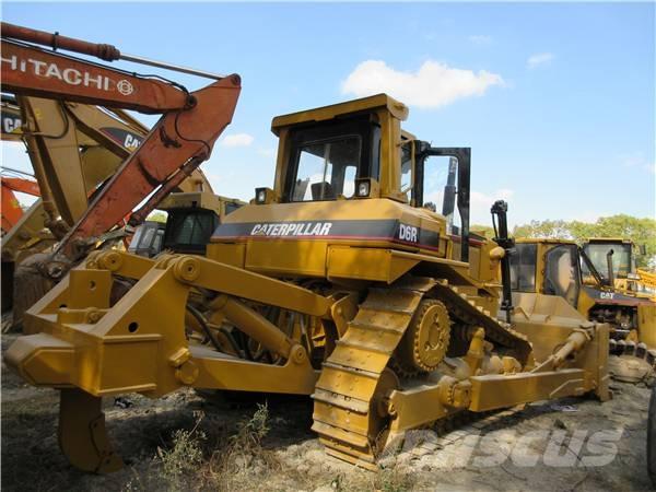 CAT D 6 R Kāpurķēžu buldozeri