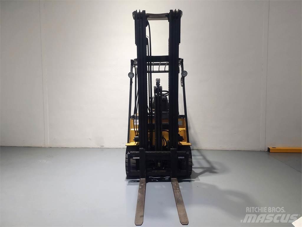 CAT EP25K PAC Elektriskie iekrāvēji