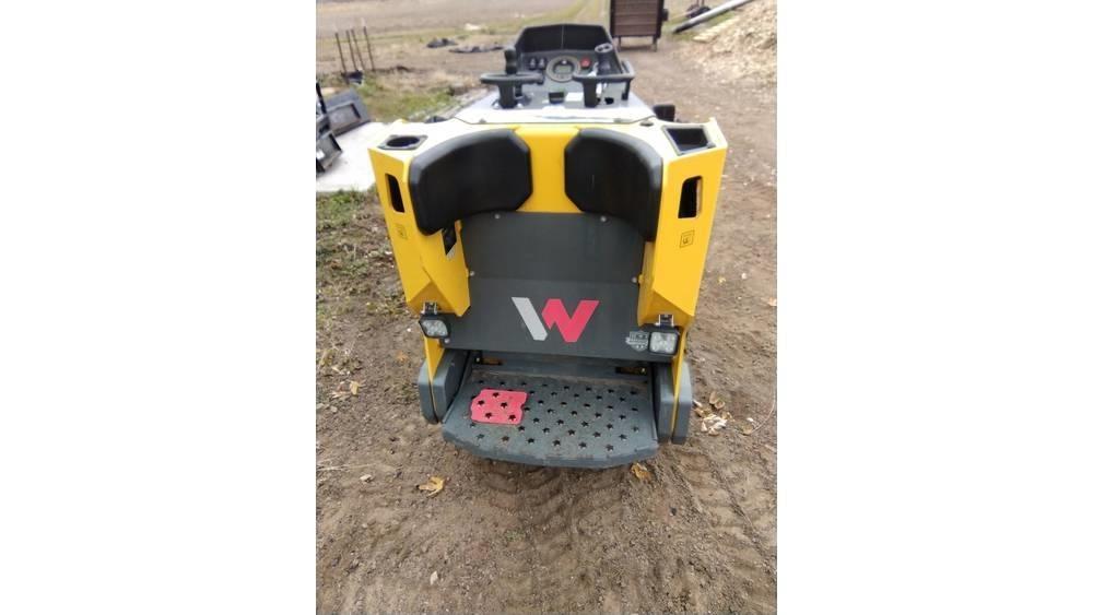 Wacker Neuson S120 Lietoti riteņu kompaktiekrāvēji