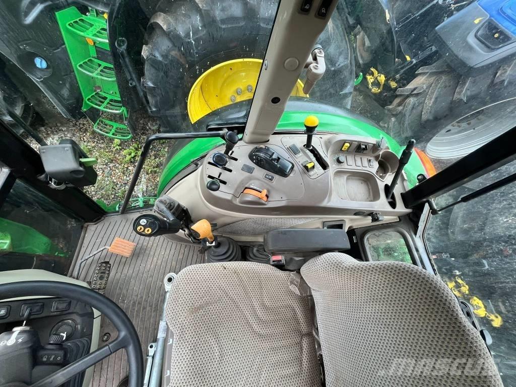 John Deere 5100 M Traktori