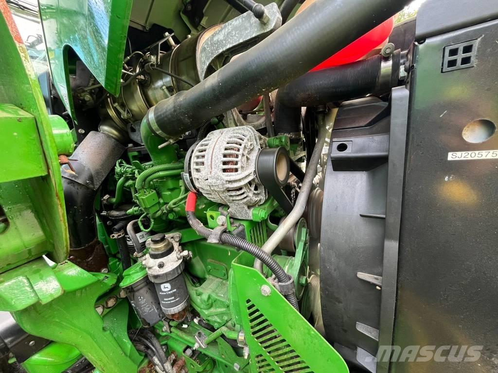 John Deere 5100 M Traktori