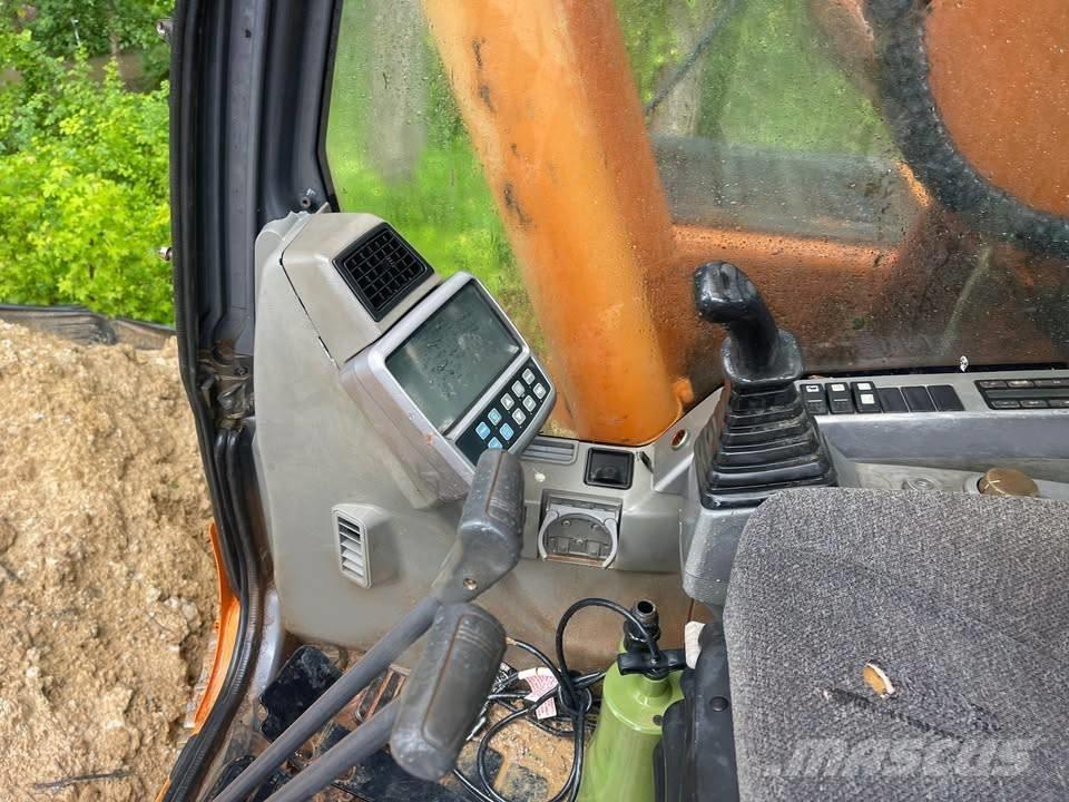 Doosan DX 255 LC Kāpurķēžu ekskavatori
