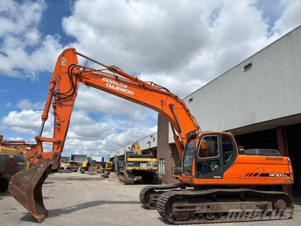 Doosan DX 300 LC Kāpurķēžu ekskavatori