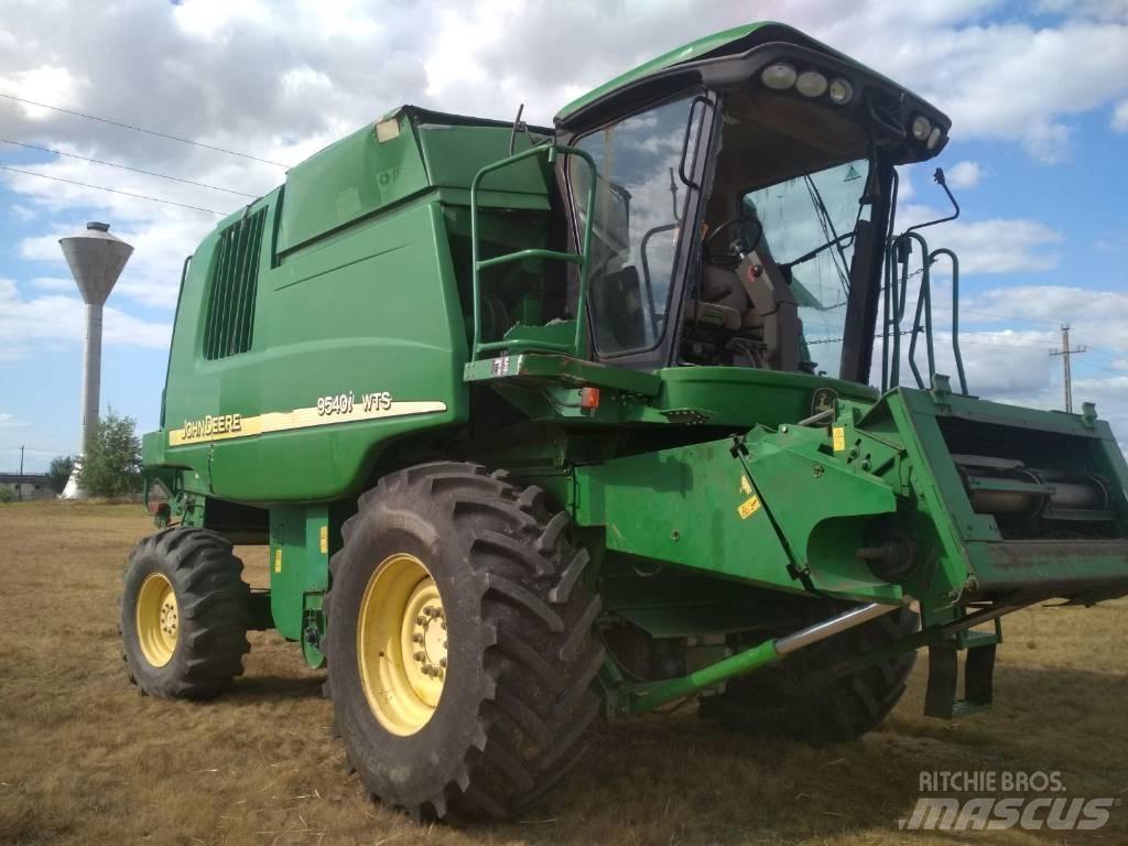 John Deere 9540 WTS Ražas novākšanas kombainu papildaprīkojums