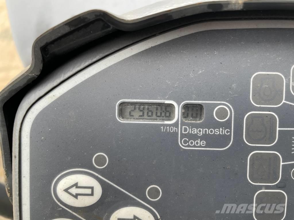 Hamm HD 14 VV Divvalču grunts veltņi