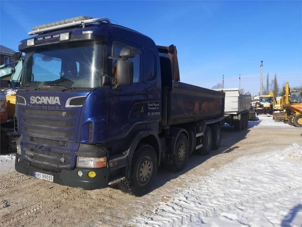 Scania R560 8x4 Kravas automašinas konteineru vedeji