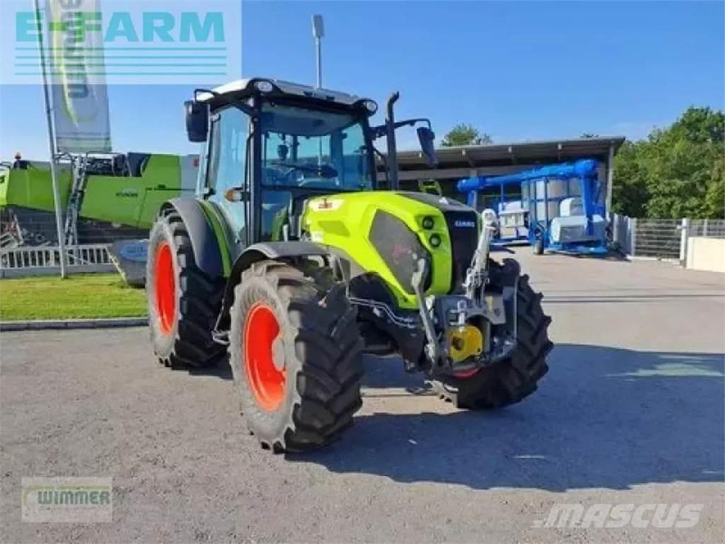 CLAAS axos 240 Traktori