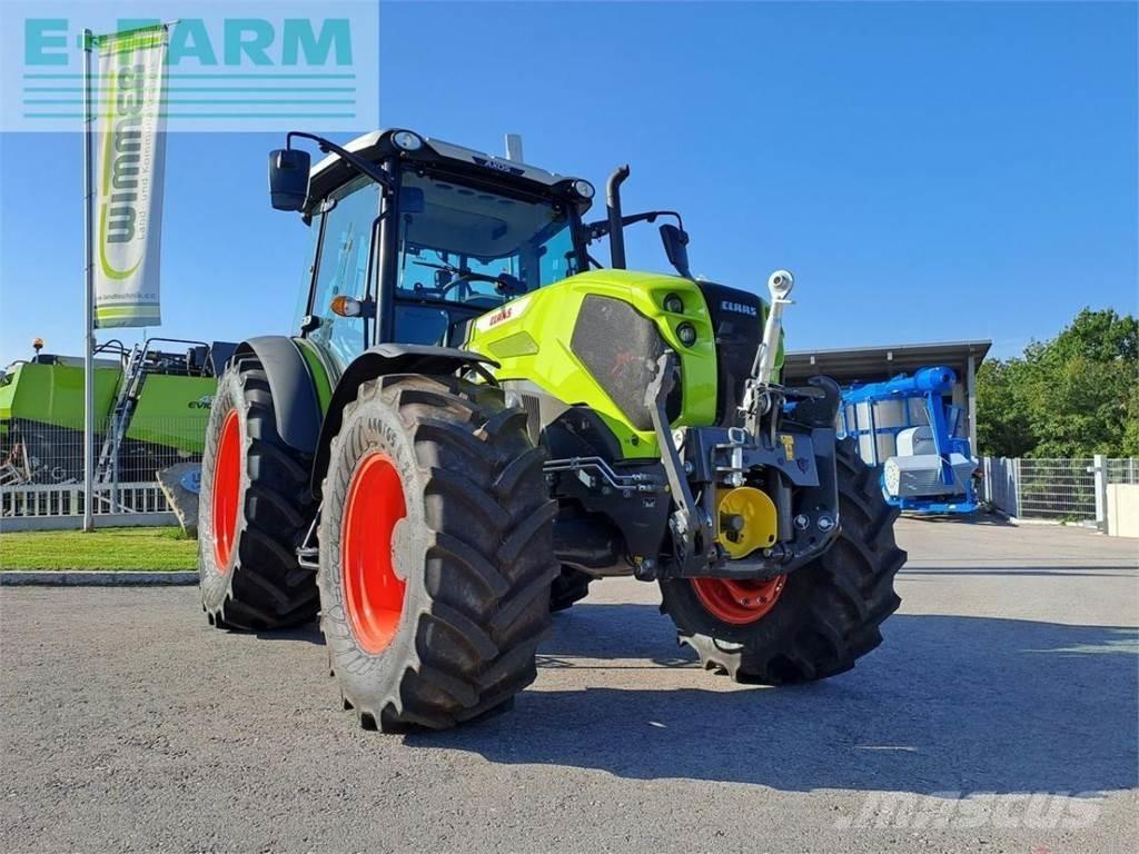 CLAAS axos 240 Traktori