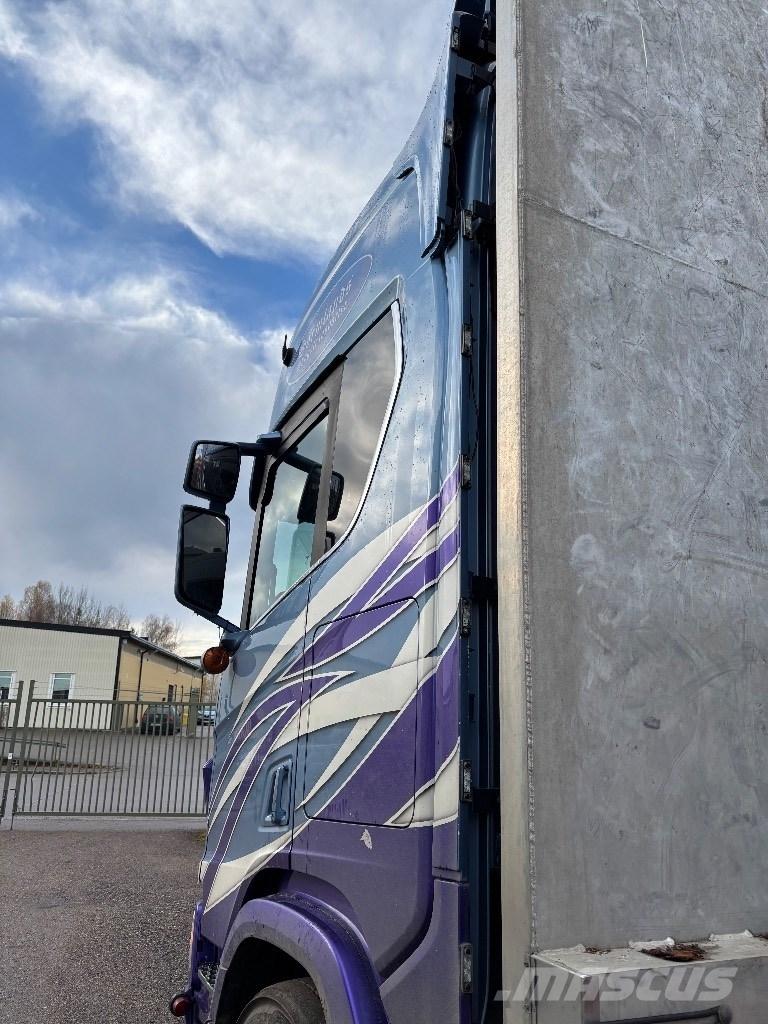 Scania R730B6X4NB Kokvedēji