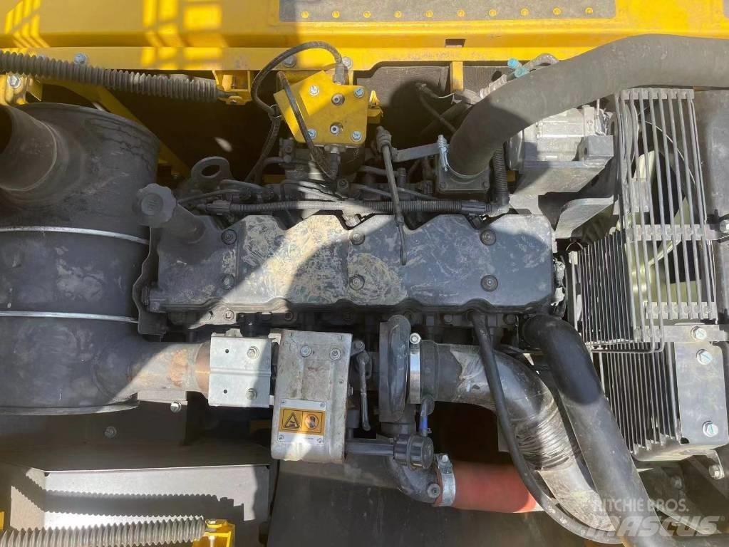 Komatsu PC 270 Kāpurķēžu ekskavatori