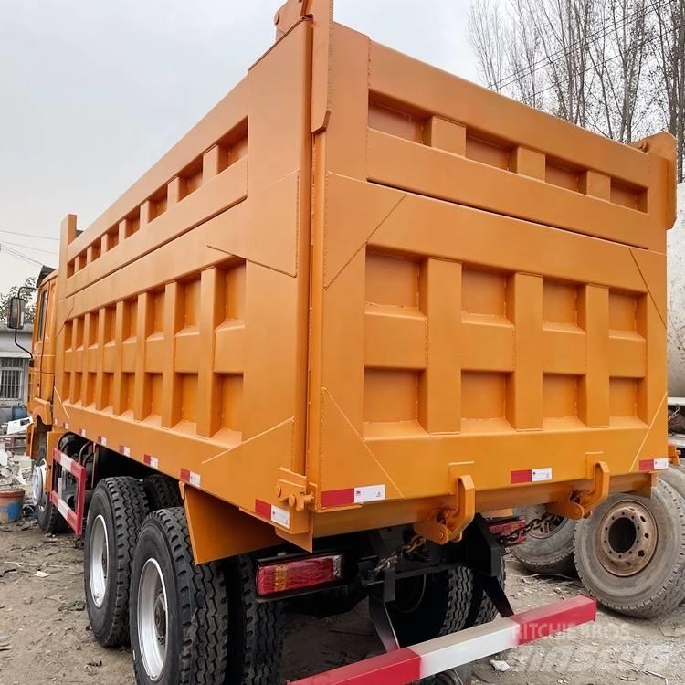 Shacman F3000 6X4 Pašizgāzējs