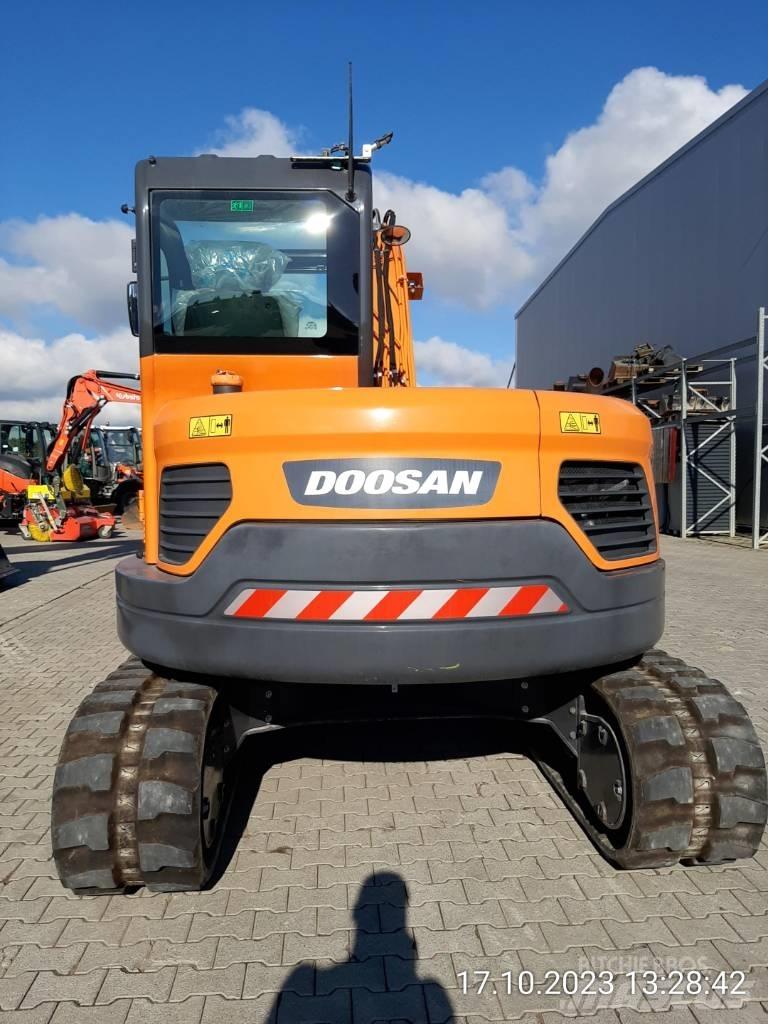 Develon DX 85 R-3 Vidēja lieluma ekskavatori 7 t - 12 t