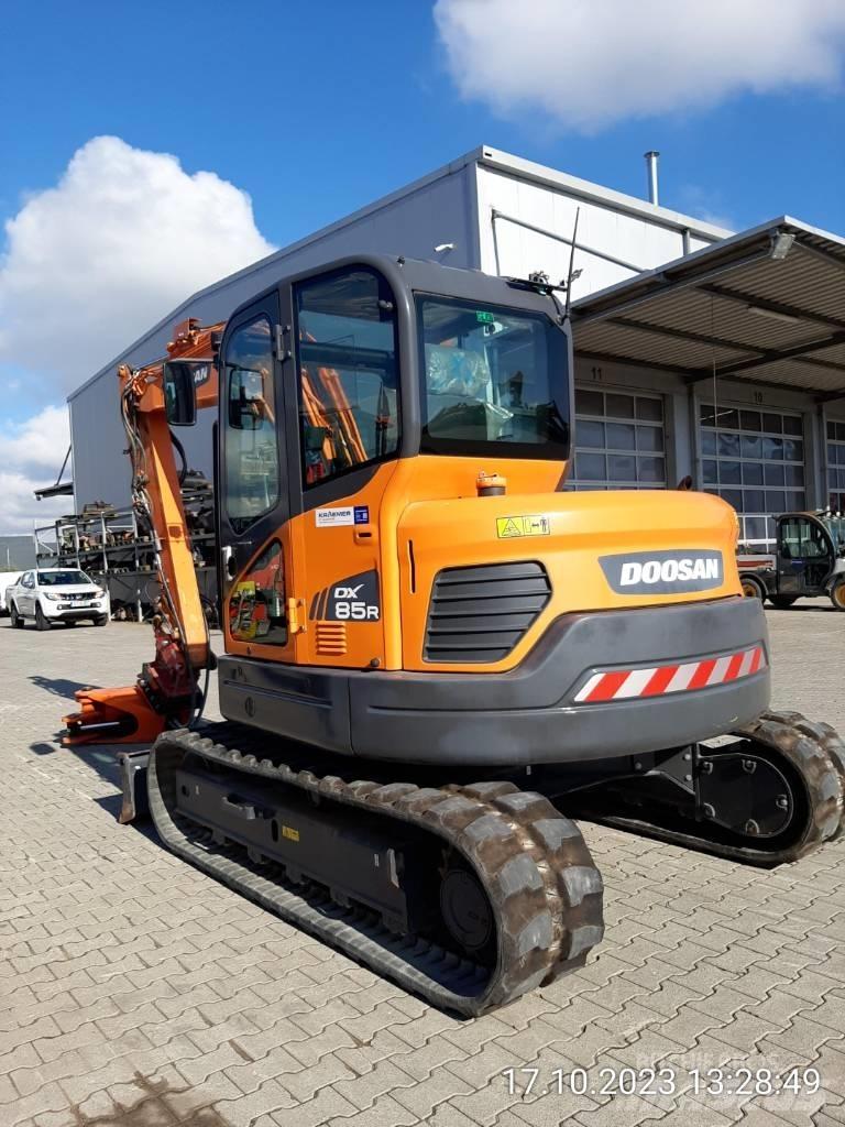 Develon DX 85 R-3 Vidēja lieluma ekskavatori 7 t - 12 t