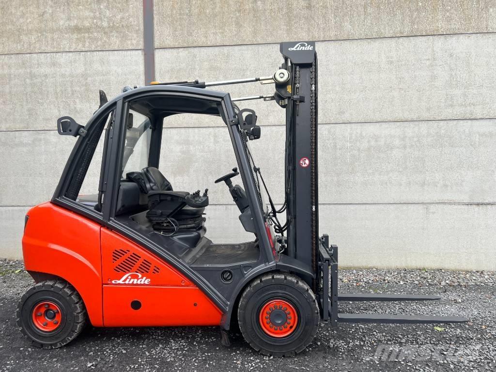 Linde H30D-01 Tehnika ar dīzeļa dzinēju
