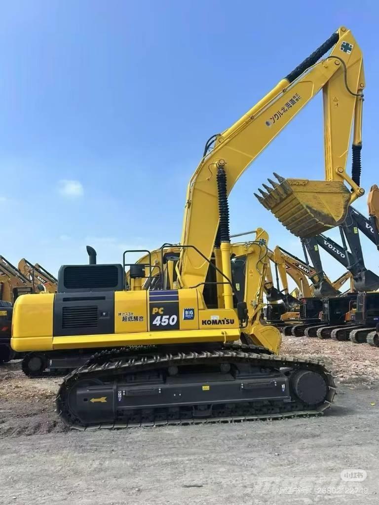 Komatsu 450 Kāpurķēžu ekskavatori