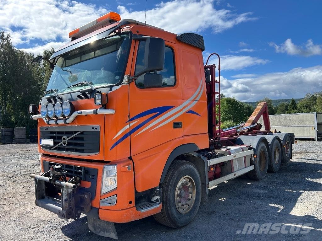 Volvo FH 500 Treileri ar āķi