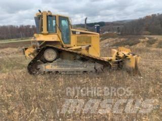 CAT D6N Kāpurķēžu buldozeri