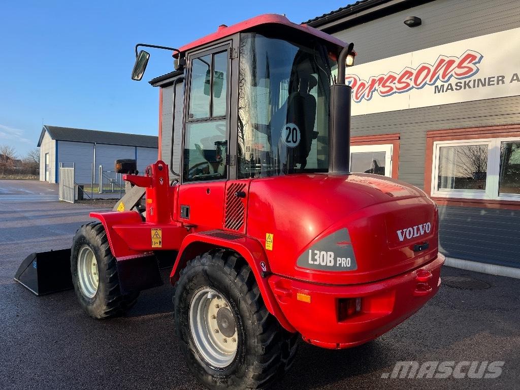 Volvo L30 Pro-10 Iekrāvēji uz riteņiem