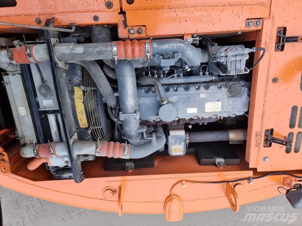 Doosan DX 140 LC Kāpurķēžu ekskavatori