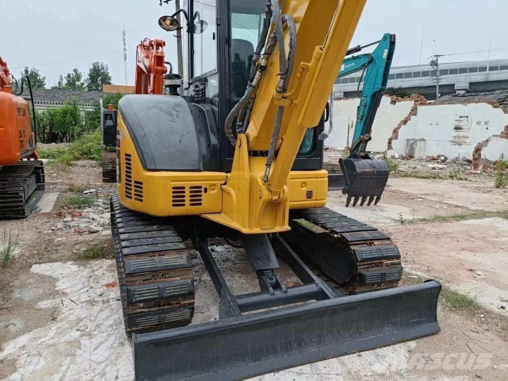 Komatsu PC 55 MR Kāpurķēžu ekskavatori