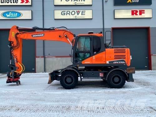 Doosan DX170W-5 Ekskavatori uz riteņiem
