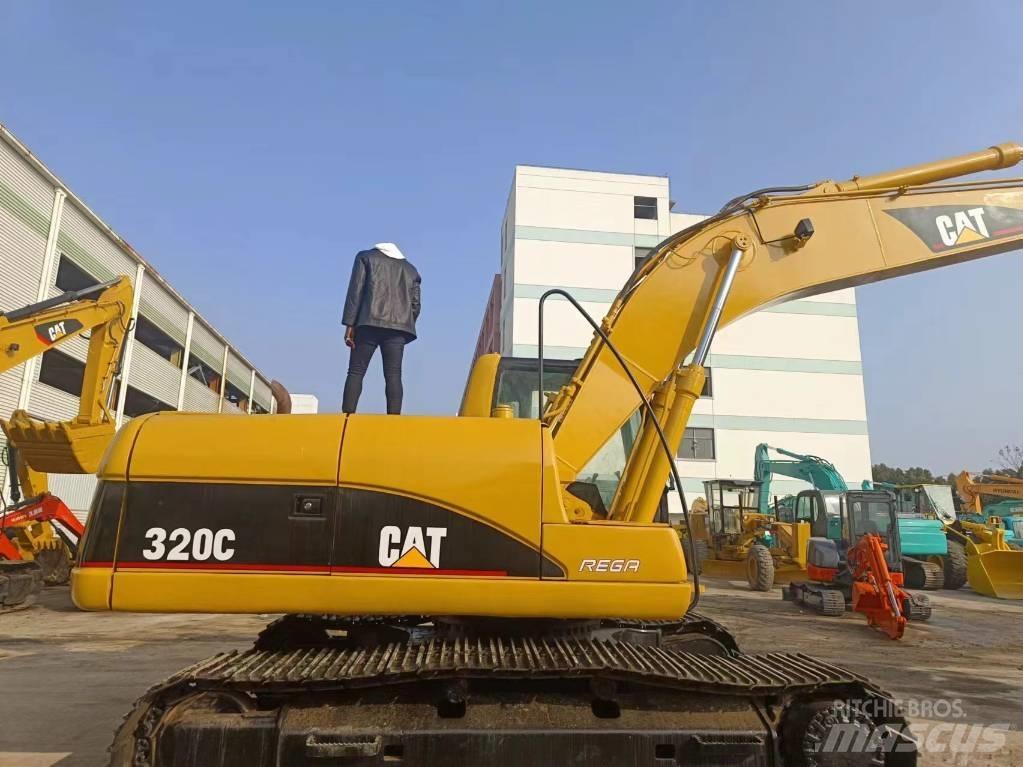 CAT 320 C Kāpurķēžu ekskavatori