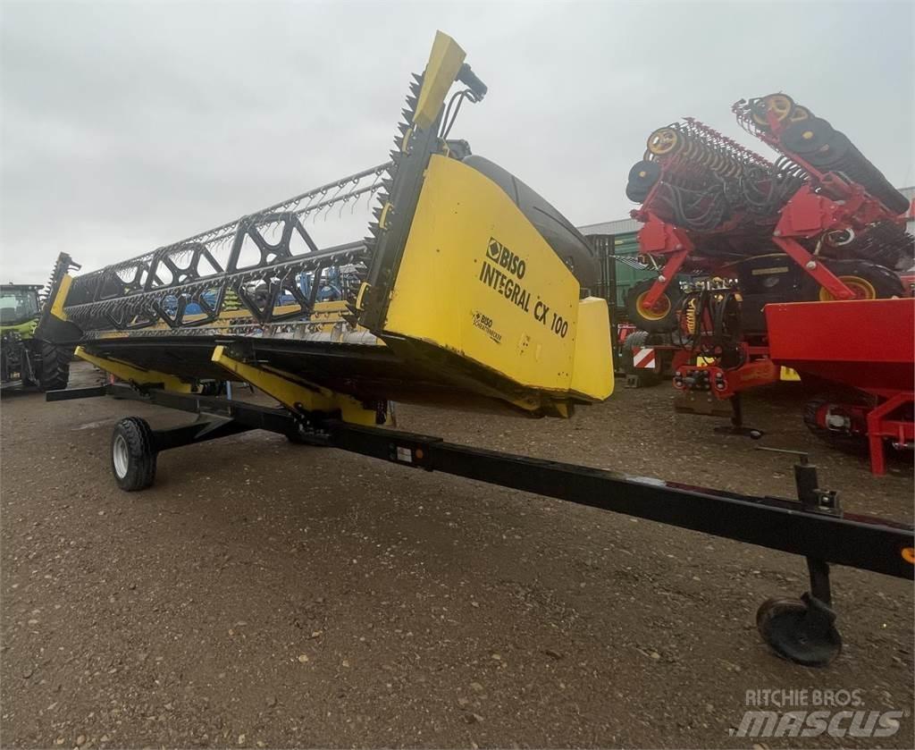 New Holland CR 980 Ražas novākšanas kombaini