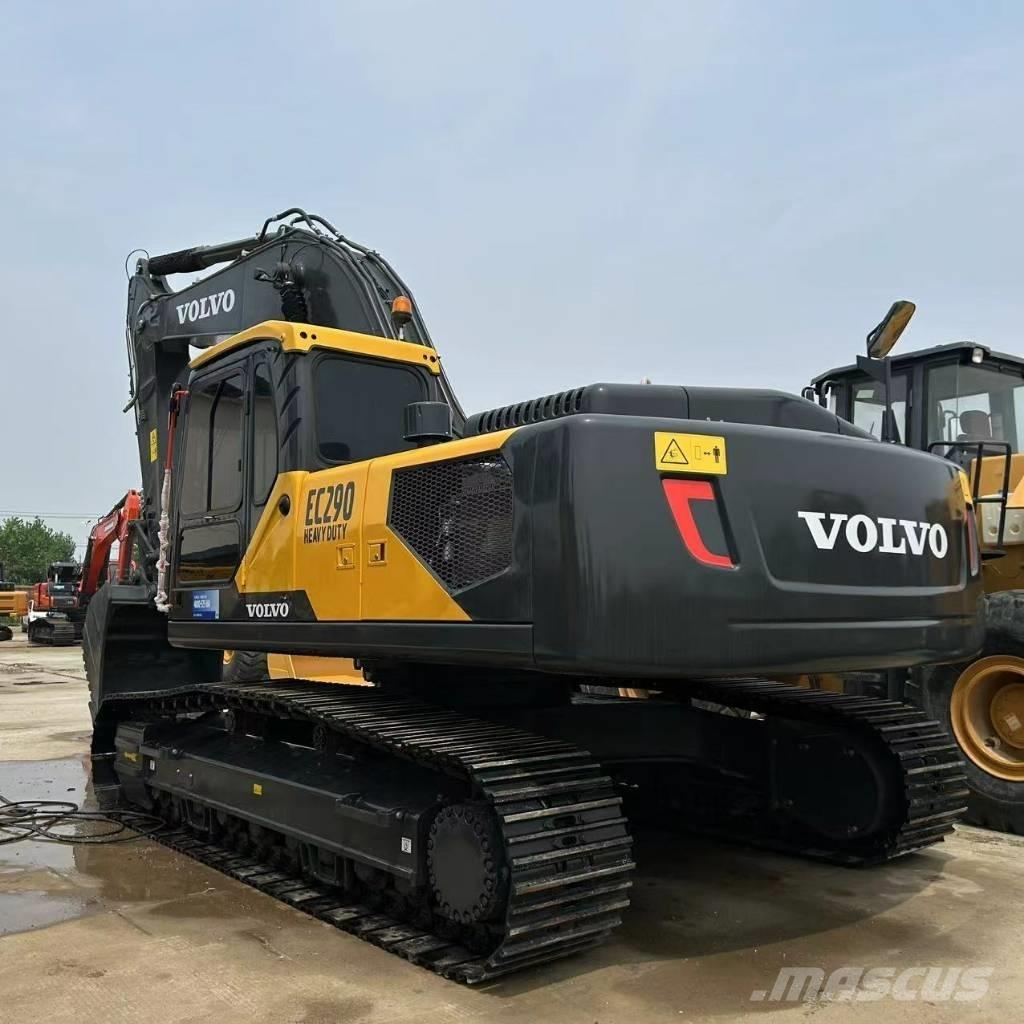 Volvo 290 Kāpurķēžu ekskavatori