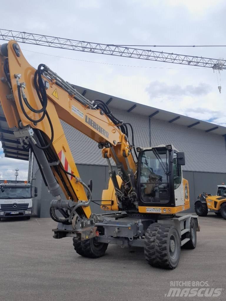 Liebherr A 916 Ekskavatori uz riteņiem