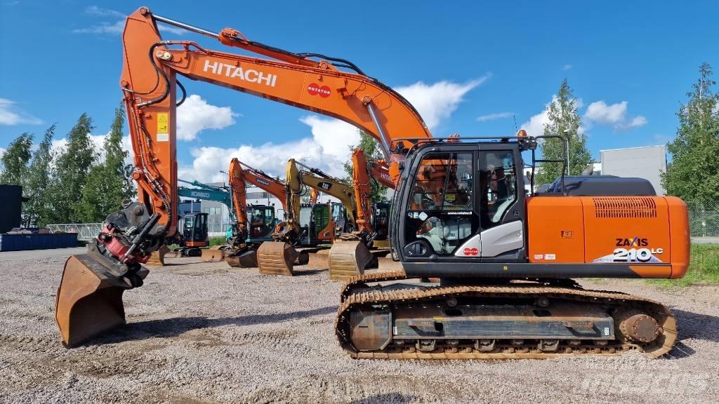 Hitachi ZX210LC-6 Kāpurķēžu ekskavatori