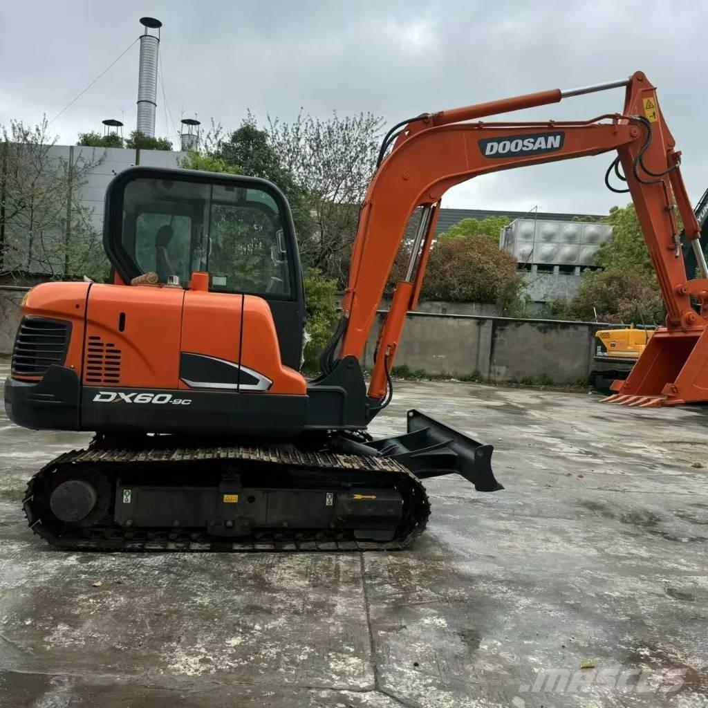 Doosan DX 60-9 C Mini ekskavatori < 7 t