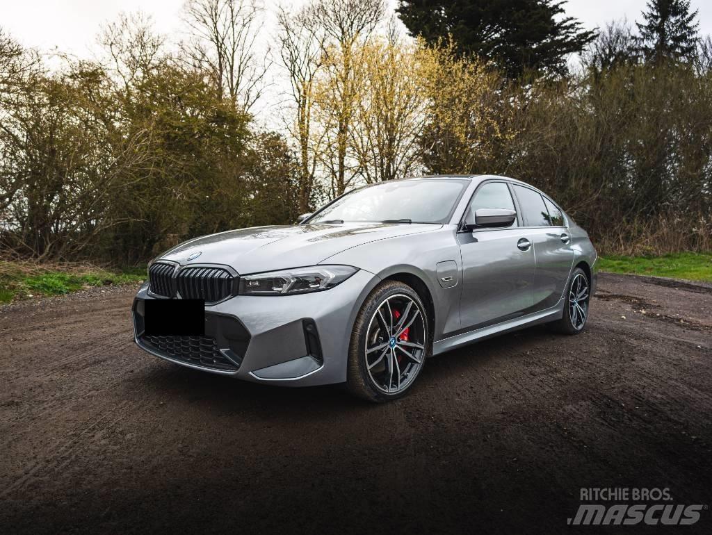 BMW 330e Automašīnas