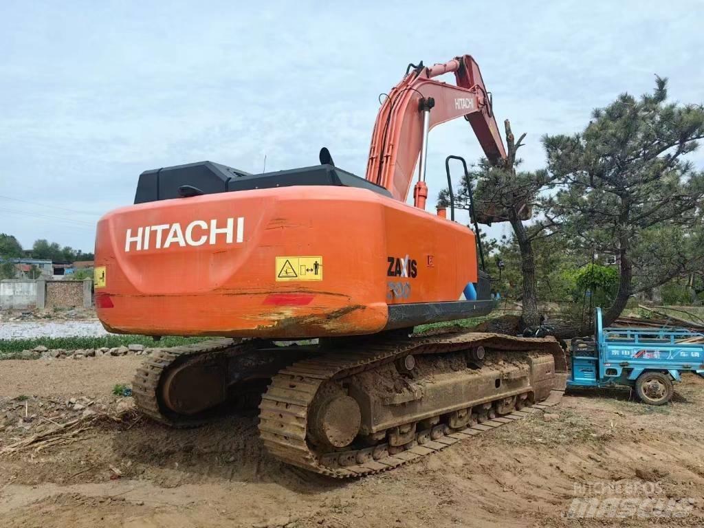 Hitachi ZX 300 Kāpurķēžu ekskavatori