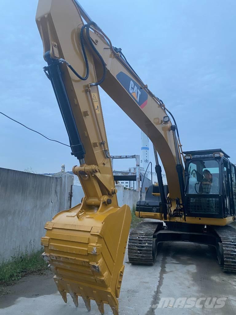 CAT 320 D Kāpurķēžu ekskavatori
