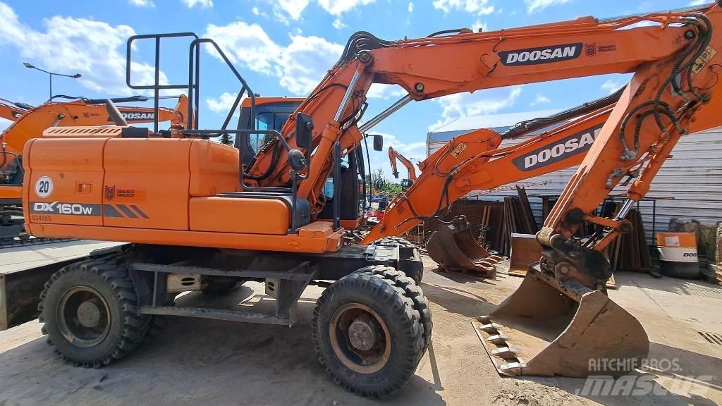 Doosan DX 160 W-3 Ekskavatori uz riteņiem