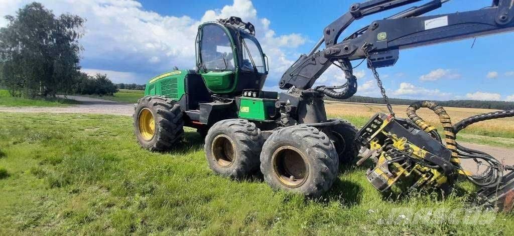 John Deere 1170 E Harvesteri