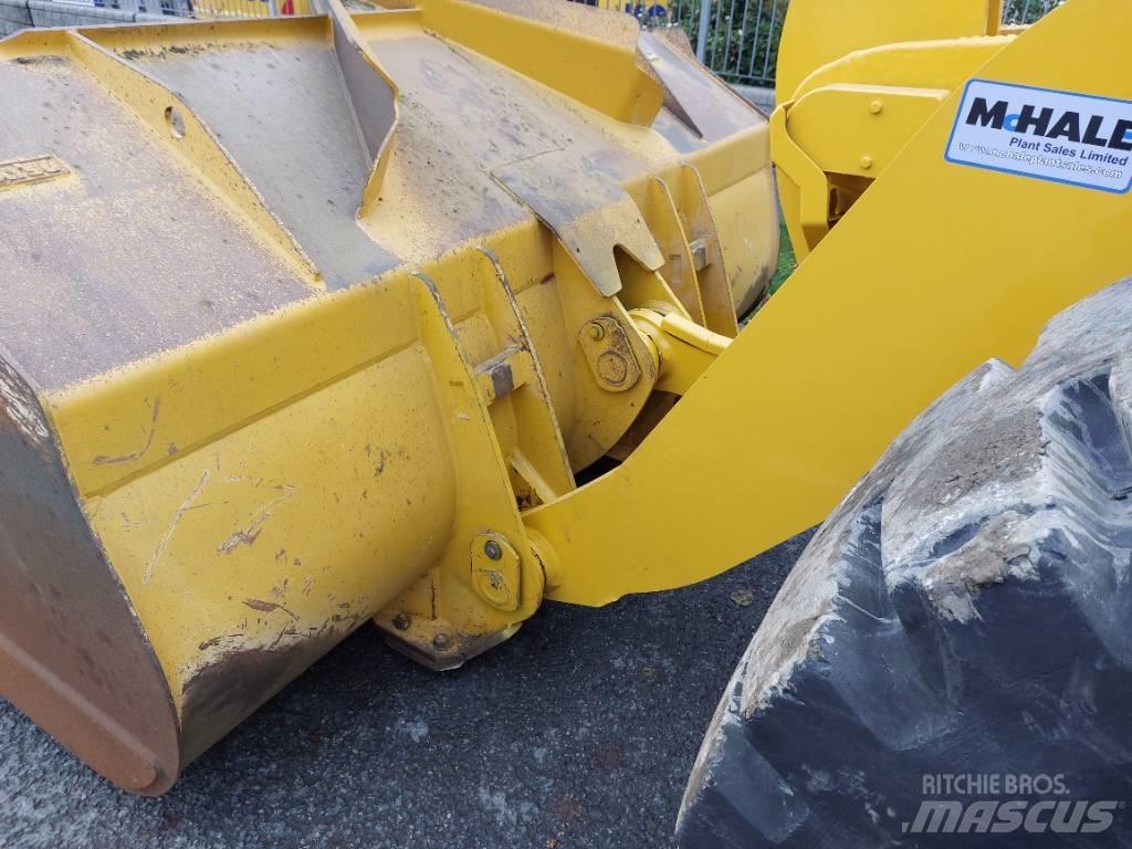 Komatsu WA480-8 Iekrāvēji uz riteņiem