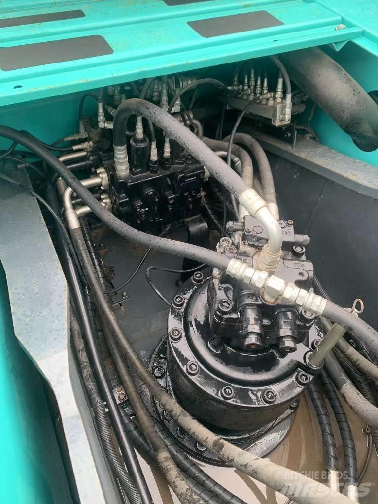 Kobelco SK 330 Kāpurķēžu ekskavatori