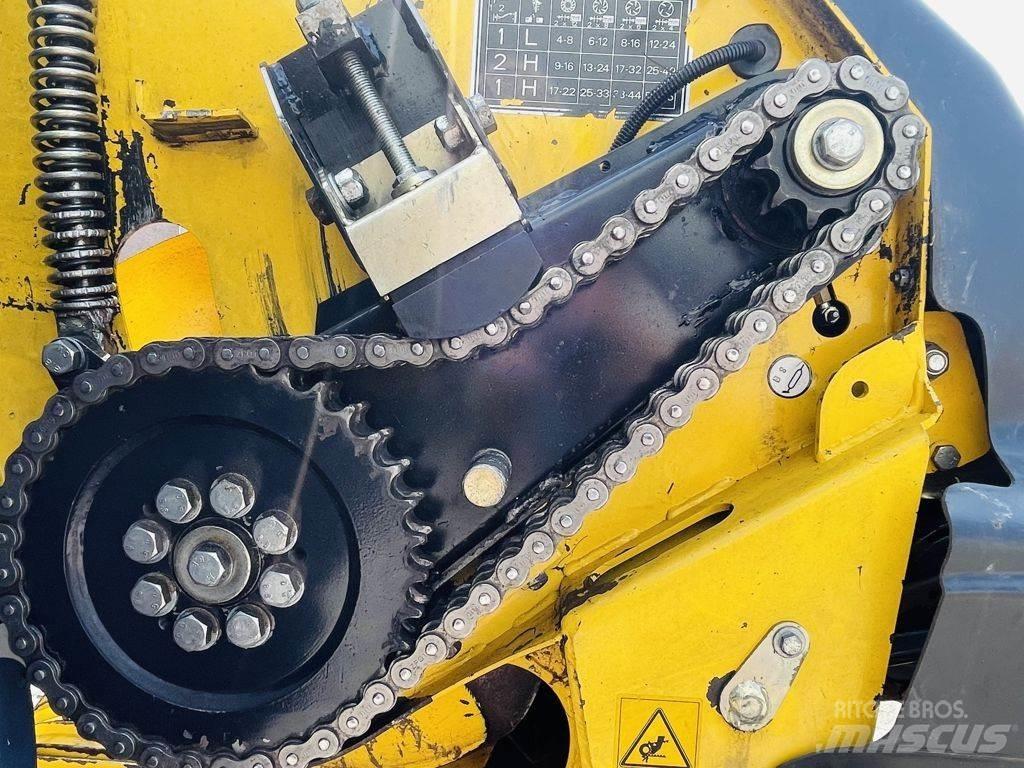 New Holland 273 FP Siena un lopbarības novākšanas mašīnu piederumi
