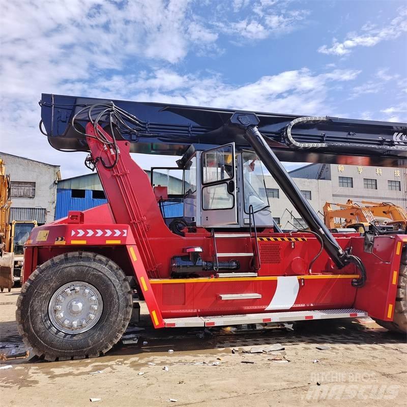 Kalmar DRF 450 Konteineru pacēlāji