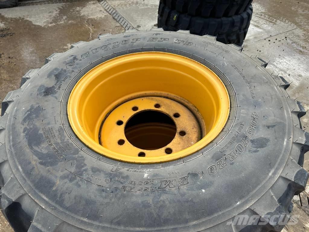 Dunlop 405/70R20 Riepas, riteņi un diski