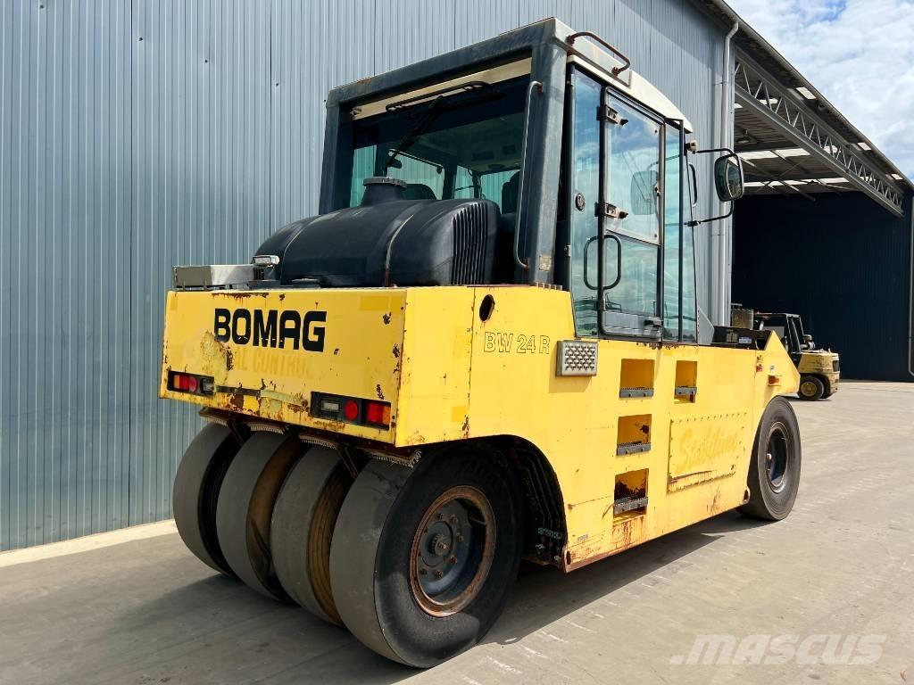 Bomag BW24R Pneimatiskie veltņi