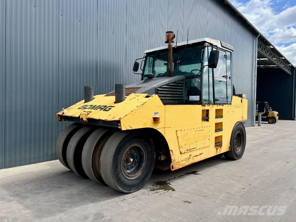 Bomag BW24R Pneimatiskie veltņi