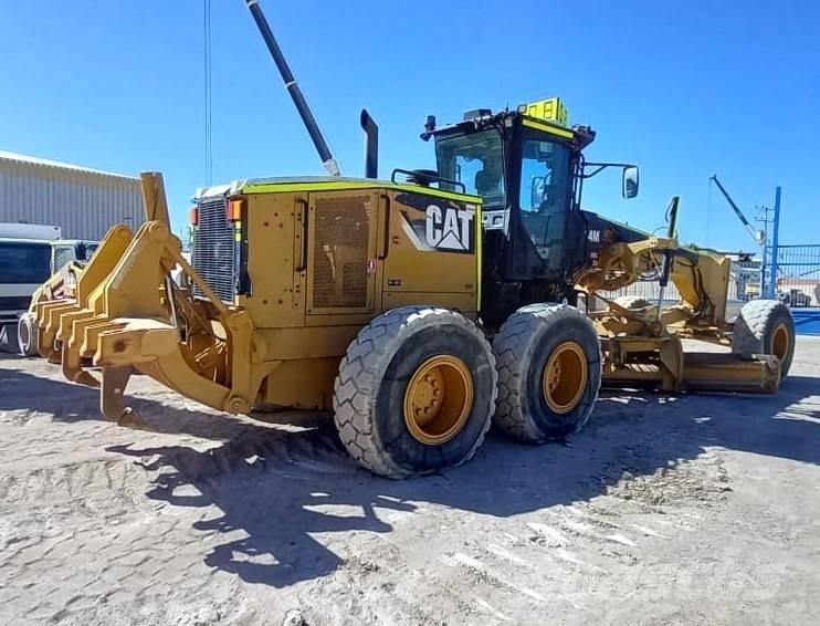 CAT 14 M Greideri