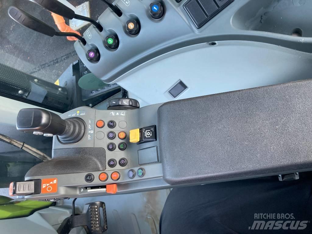 CLAAS Axion 830 CIS Traktori